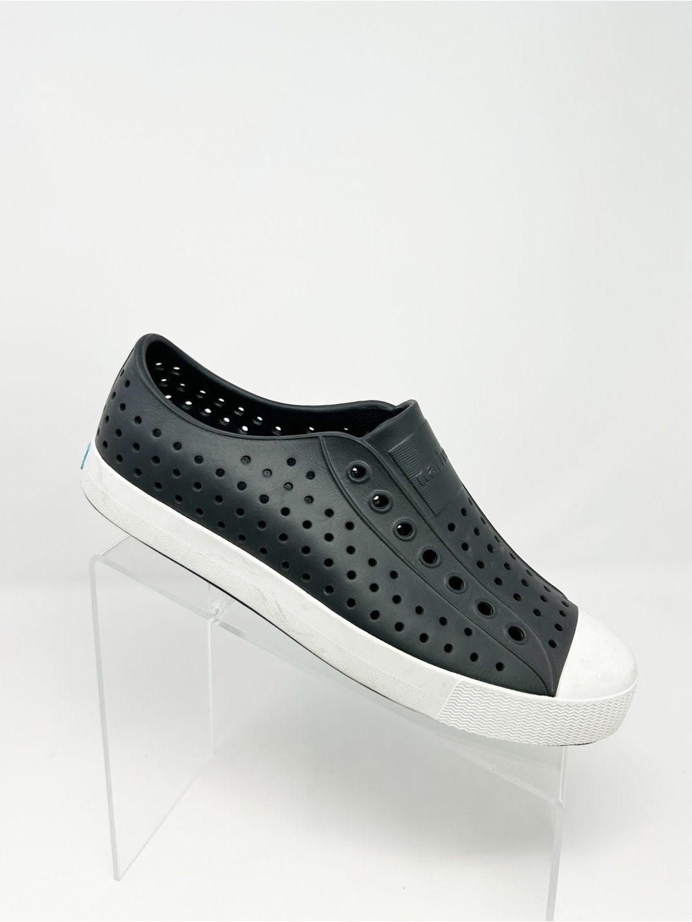 Native Shoes Jefferson Slip-On Sneakers Unisex Black/White Perforated Size 9